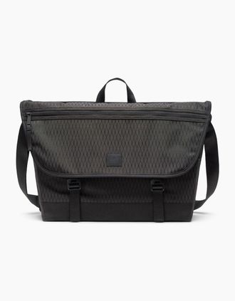 Herschel Womens Cove Large Messenger Bag - Black - Size: ONE size
