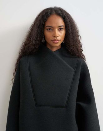 Topshop felpa in pile borg con collo avvolgente nera-Nero