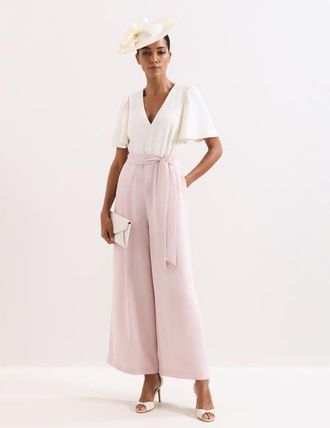 Phase Eight Kallie V-Neck Wide Leg Jumpsuit in Pale Pink at Nordstrom, Size 10