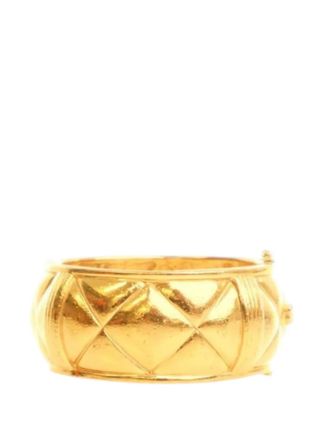 Chanel 1980-1990 CC vergulde gewatteerde brede armband - Goud