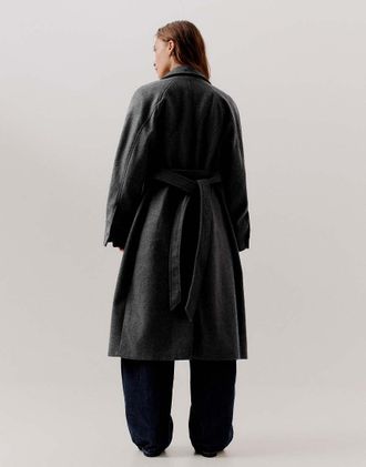 Bershka cappotto lungo morbido con cintura grigio e nero