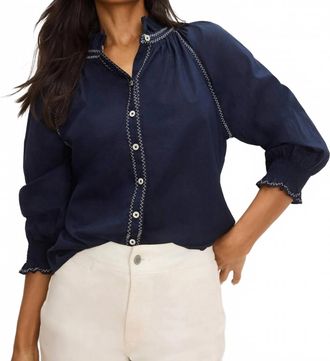 Nic+Zoe Zig Zag Stitch Cotton Crinkle Blouse In Navy