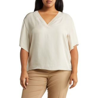 Vince V-Neck T-Shirt in Pale Fawn at Nordstrom Rack, Size 2X