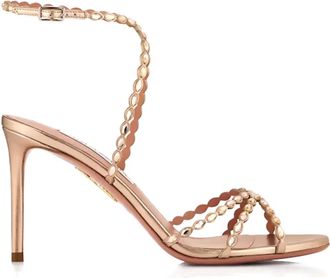 Aquazzura 85 mm Love Struck metallic gewelfde sandalen met bandje - Goud