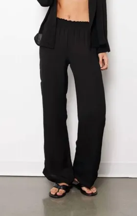 bobi Smocked Wide Leg Pant In Black