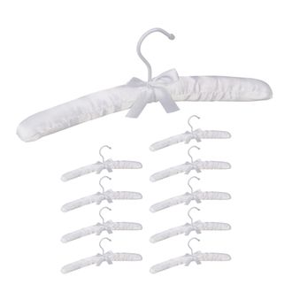 Relaxdays Pack De 10 Perchas Forradas De Raso Con Lazo Decorativo, Giratorias, Madera-tela-metal, 38 Cm De Ancho, Blanco - Relaxdays