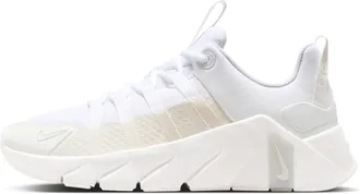 Nike Womens Free Metcon 7 Training Shoes in White | II7406-101