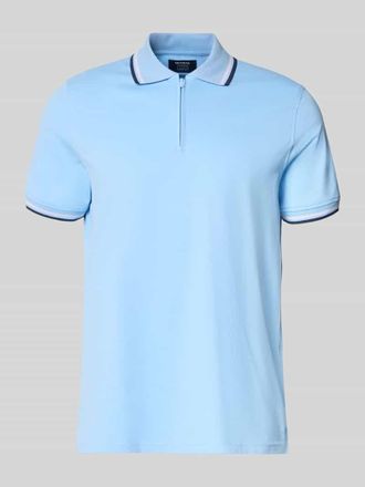 Mc Neal Slim Fit Poloshirt mit Kontraststreifen und Rei&szlig;verschluss in Sky, Gr&ouml;&szlig;e XXXL