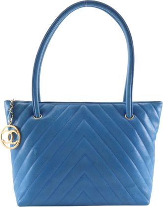Chanel Blue Grained Calfskin Tote Bag (Pre-Owned)