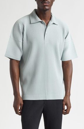 Homme Pliss&eacute; Issey Miyake Monthly Colors June Pleated Polo in Boboli Moss Ash at Nordstrom, Size 4
