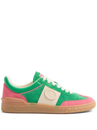 Valentino Garavani: Pink Sneakers / Trainer now up to −54