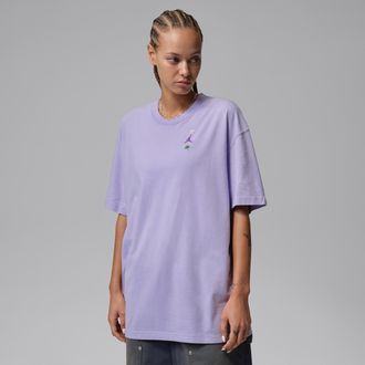 Nike Jordan Womens Jordan Oversized Graphic Tee in Purple | IQ2308-515