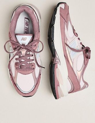 New Balance 2010 Sneakers