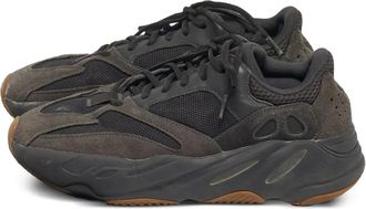 Yeezy by Kanye West Sneakers Yeezy 700 in pelle scamosciata - Grigio