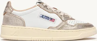 Autry MEDALIST LOW BICOLOR SNEAKERS IN WHITE AND PLATINUM LEATHER