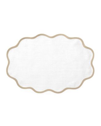 Matouk Casual Couture Scallop Placemats, Set of 4