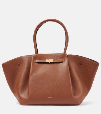 DeMellier シエナグレインレザーホーボーバッグ Demellier Bags | Luxury British Designer Collection | Coveti
