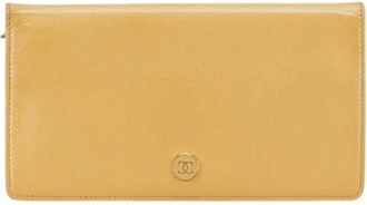 Chanel Pre-owned Wallets, female, Yellow, Size: ONE SIZE Pre-owned Vintage Leather Wallet