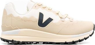 Veja mountain-panelled low-top sneakers - women - Fabric/Fabric/Rubber - 38 - Neutrals