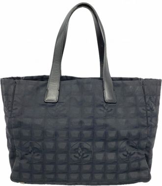 Chanel Black Nylon Tote Bag (Pre-Owned)