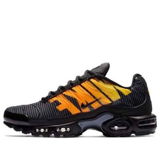 Nike Air Max Plus SE Total Orange AT0040-002