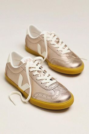 Veja Volley O. T. Sneakers