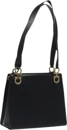 Ferragamo Pre-owned Shoulder Bags, female, Black, Size: ONE SIZE Pre-owned Leather Shoulder Bag