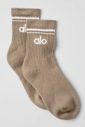 Alo | Half-Crew Throwback Socks in Gravel/White Beige, Size: Medium
