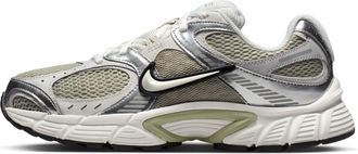 Nike (WMNS) Nike V5 RNR Spruce Fog Metallic Silver HQ7901-301