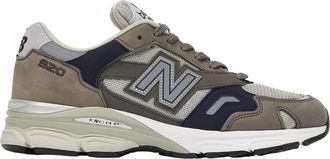 New Balance 920 Made in England Grey Navy Sneakers in Grey/Navy/White Men Low-Top