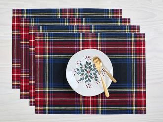 Solino Home Linen Placemats Set of 4, 14 x 19 Inch for Dining Table, Holiday and Everyday Table Decor - Stewart Plaid in Black at Nordstrom, Size