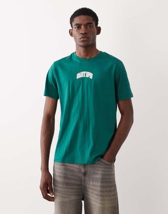 GANT Central - T-shirt verde con logo stile college sul petto