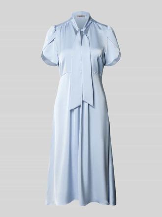 Christian Berg Midikleid mit V-Ausschnitt und Schluppe in Hellblau, Gr&ouml;&szlig;e 34