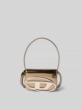 Diesel Handtasche mit Label-Detail in Gold, Gr&ouml;&szlig;e 1