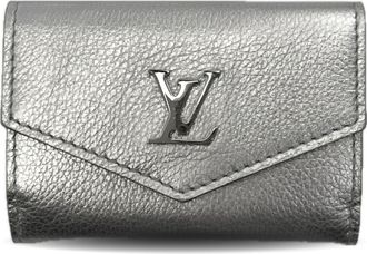 Louis Vuitton Silver Leather Wallet (Tri-Fold) (Pre-Owned)