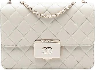 Chanel 2016-2017 Quilted Lambskin Beauty Lock Flap crossbody bag - Bianco