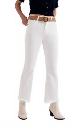 Q2 Cameron Cropped Flare Jean With Raw Hem In White
