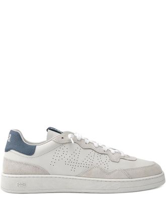 P448 Vert leren sneakers met geperforeerde details - Wit