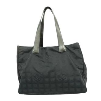Chanel Pre-owned Tote Bags, female, Black, Size: ONE SIZE Pre-owned Nylon Tote Bag