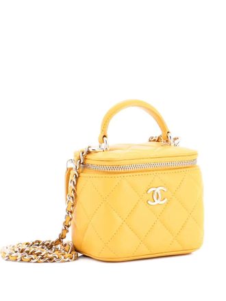 Chanel Classic Top Handle Vanity Case with Chain gewatteerde lamsleren mini-crossbodytas - Geel