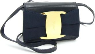 Ferragamo Pre-owned Cross Body Bags, female, Blue, Size: ONE SIZE Pre-owned Leather shoulder-bags