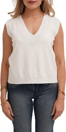 Cyrus Sleeveless V-Neck Shell in Bone at Nordstrom Rack, Size X-Large