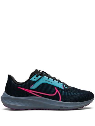 Nike Air Zoom Pegasus 40 Black Hyper Pink sneakers - Zwart