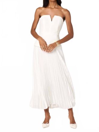 Astr Aryana Pleated Dress In White