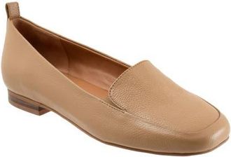 Softwalk Kingston Loafer in Beige at Nordstrom, Size 8.5