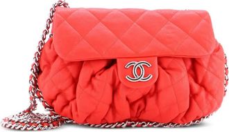 Chanel Chain Around Flap Bag Quilted Leather Medium crossbody bag - Rood