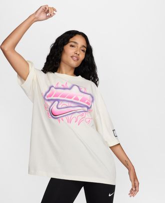 Nike Womens Nike Sportswear Oversized Graphic T-Shirt in White | FZ1146-133