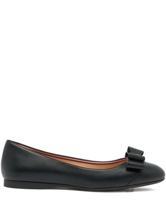 Bally Ysla bow ballet flats - women - Calf Leather/Calf Leather/Calf Leather - 37.5 - Black