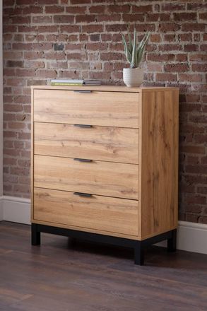 Julian Bowen Bali 4 Drawer Chest in Light Oak