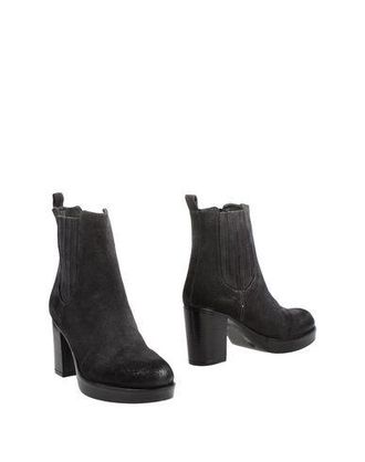 E...vee FOOTWEAR - Ankle boots on YOOX.COM